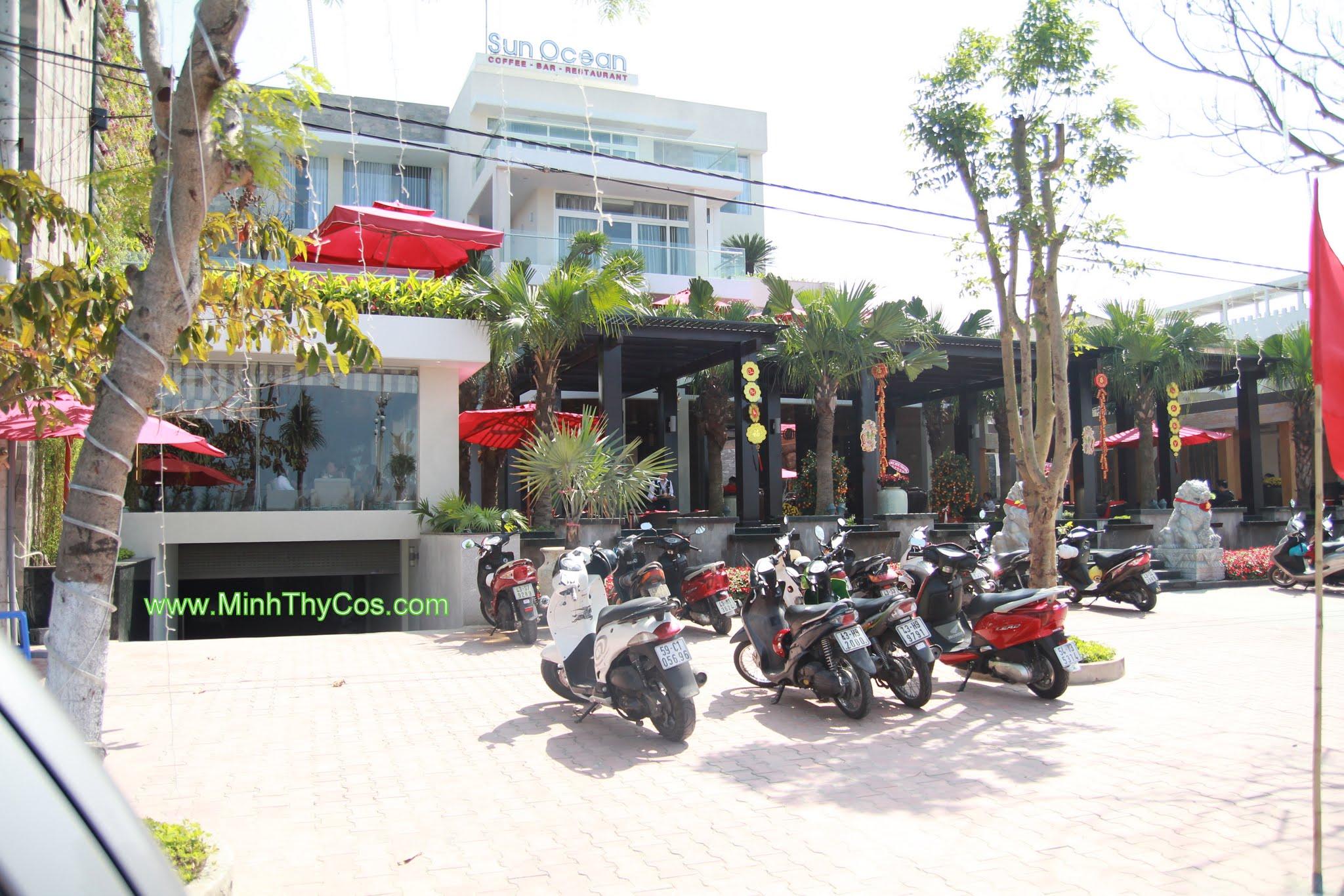 rp_bo-ban-ghe-may-Tai-cafe-SunOcean-Da-Nang.jpg
