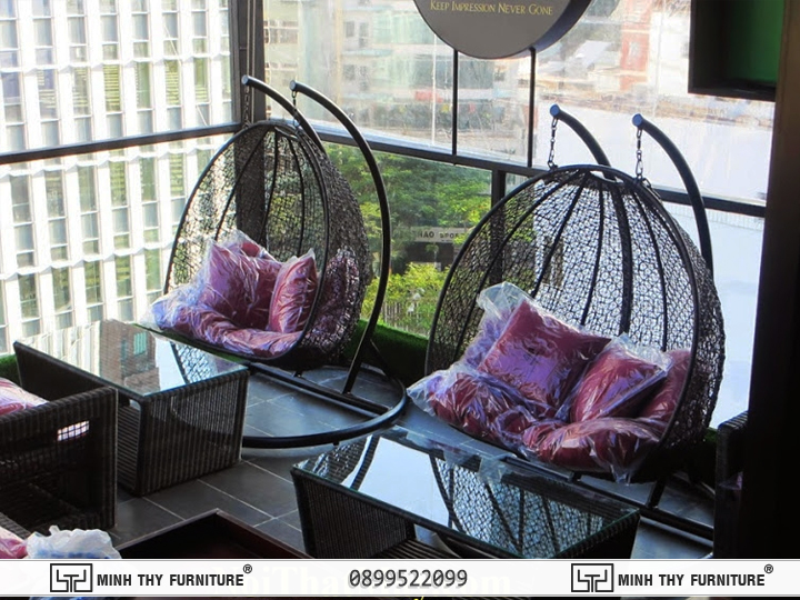 King Rooftop Coffee sofa nhua gia may 9