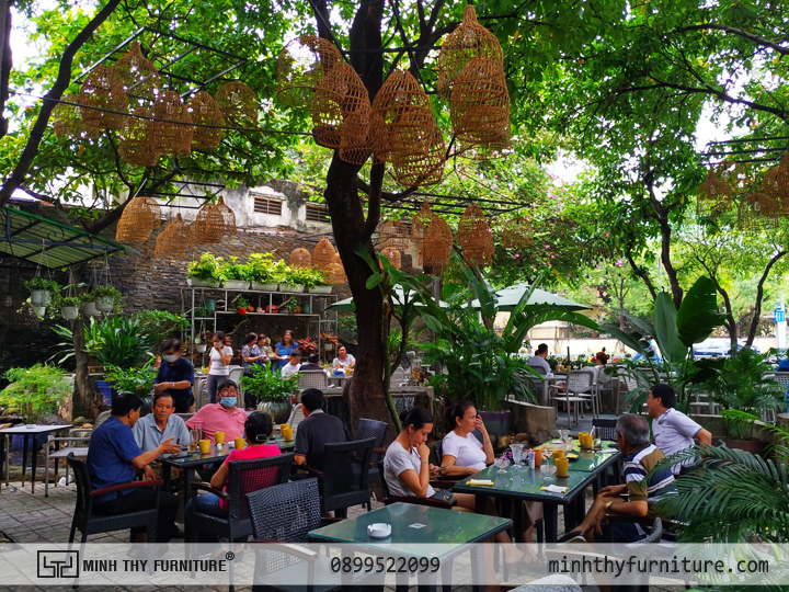 Bàn Ghế nhựa giả mây minh thy tại Cafe Suối Đá