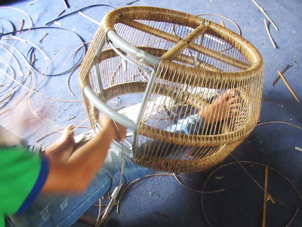 ban-ghe-gia-may-mat-go