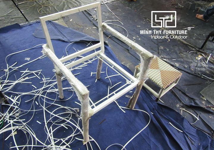 Bật mí kiểu đan sáng tạo dành cho ghế cafe nhựa giả mây tại Minh Thy Furniture