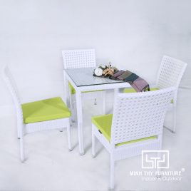 Bàn Ghế Cafe Nhựa Giả Mây MT2A154